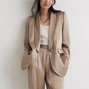 NWT Madewelll Women's Satin Oversized Blazer in Matchstick